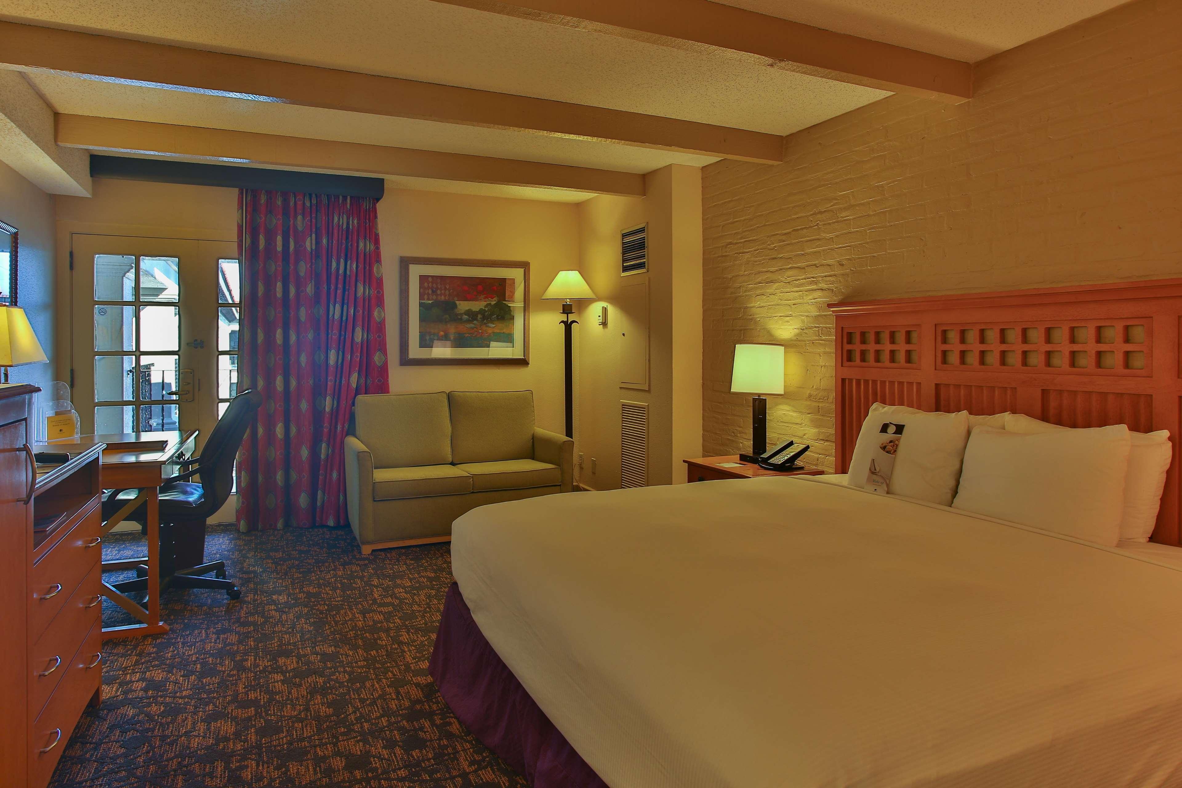 Estancia Del Norte San Antonio, A Tapestry Hotel By Hilton Екстериор снимка