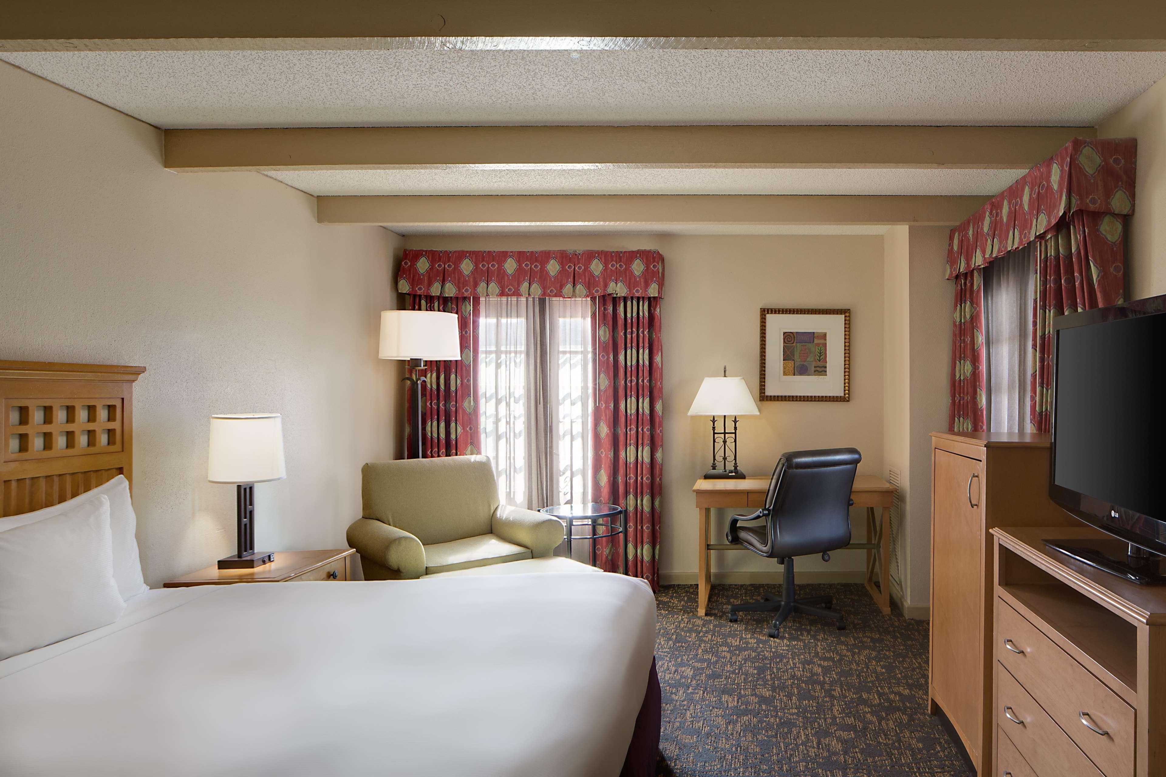 Estancia Del Norte San Antonio, A Tapestry Hotel By Hilton Екстериор снимка