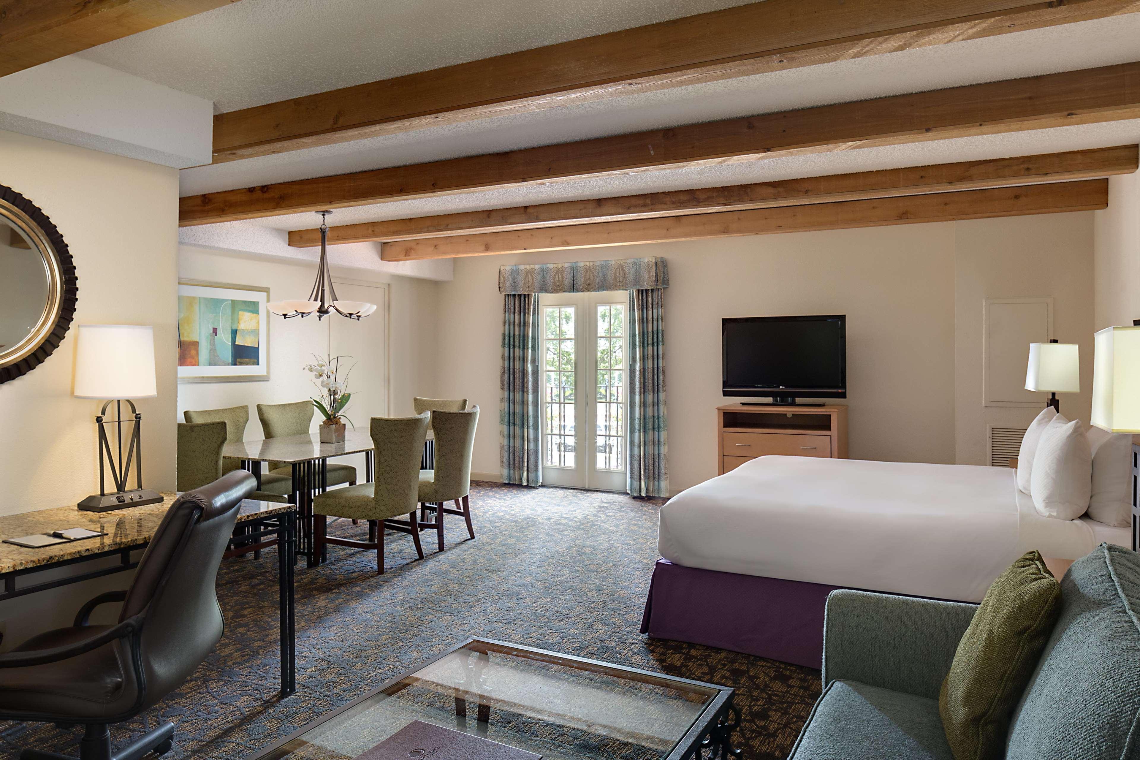 Estancia Del Norte San Antonio, A Tapestry Hotel By Hilton Екстериор снимка